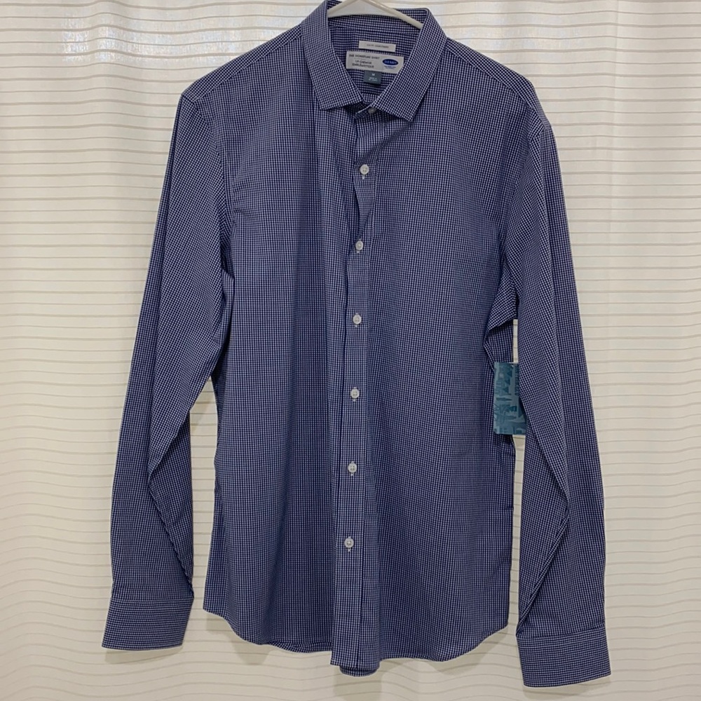 Brand new old navy slim fit dress shirt with tag